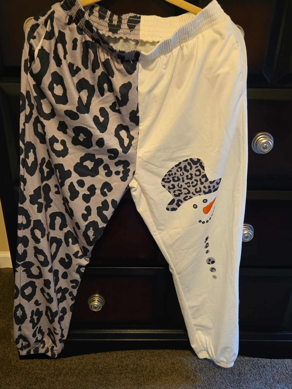 Leopard Print Snowman Lounge Pants - Black & White